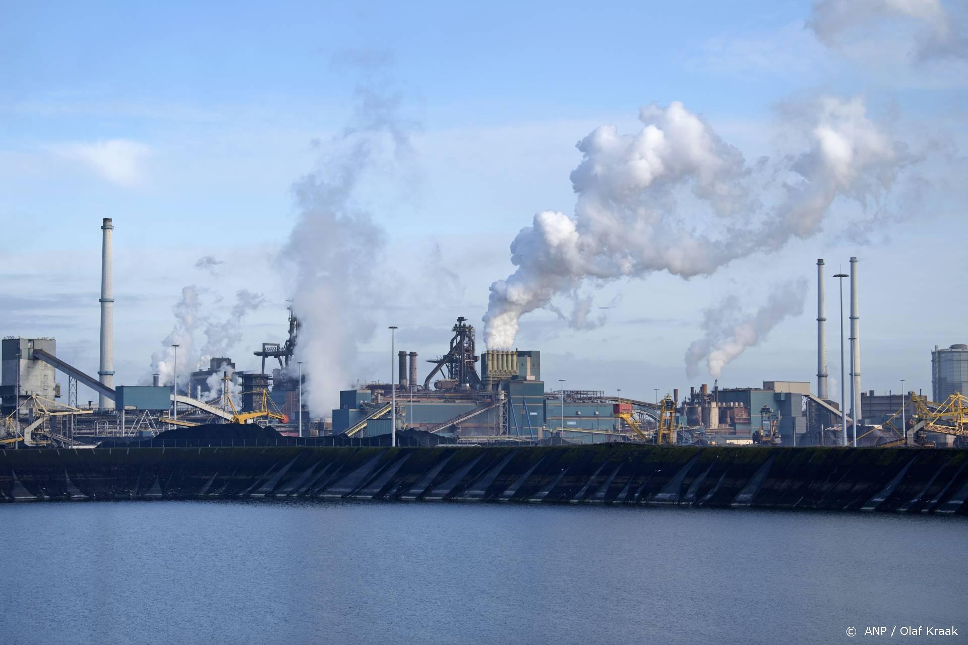 De Ondernemer Tata Steel belooft baanbehoud voor werknemers vuile…