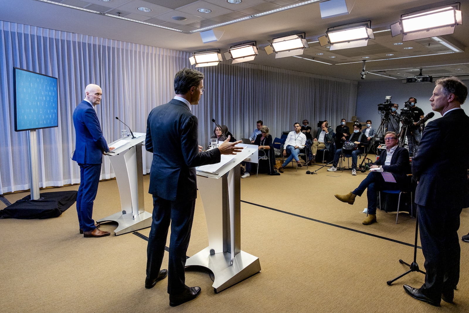 Persconferentie Rutte Kuipers dinsdag 25 januari