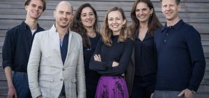 Social handshake team