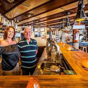 Ab roozeboom enschede cafe stopt