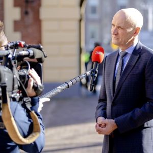 Kuipers minister binnenhof corona