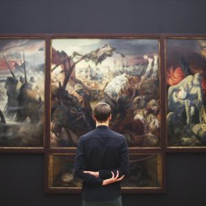 Museum ondernemer wie ben ik igor miske unsplash