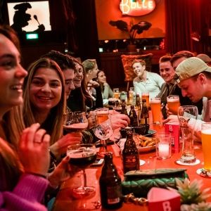 Volle kroeg cafe