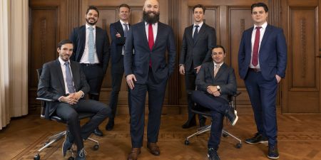 Team crypto beleggen Icoinic Capital