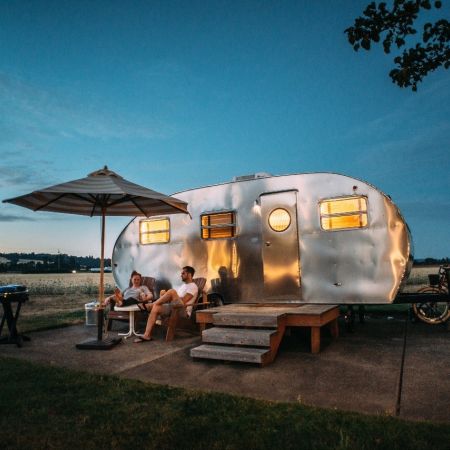 Camping camper vakantie reizen unsplash