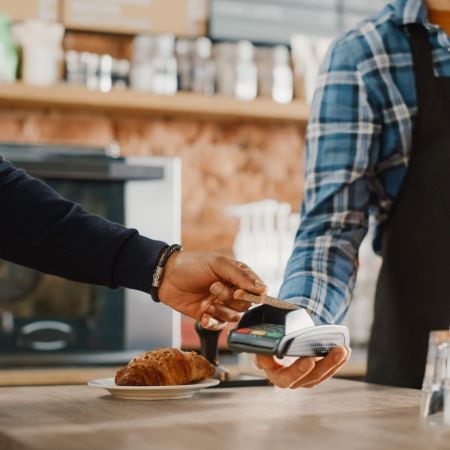 ING pinnen betalen horeca daling coronapas corona toegangsbewijs 2 G 3 G