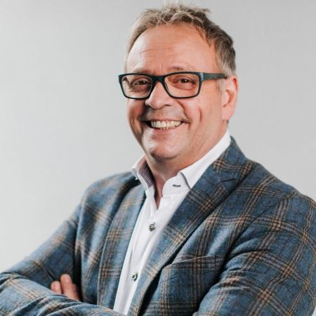Jan van Setten armen over elkaar