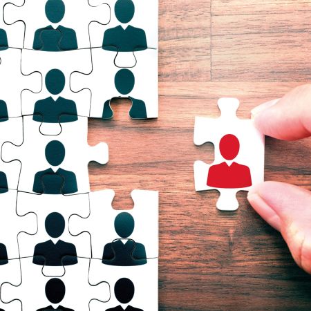 Nu van Werk naar Werk neemt vaste contracten over