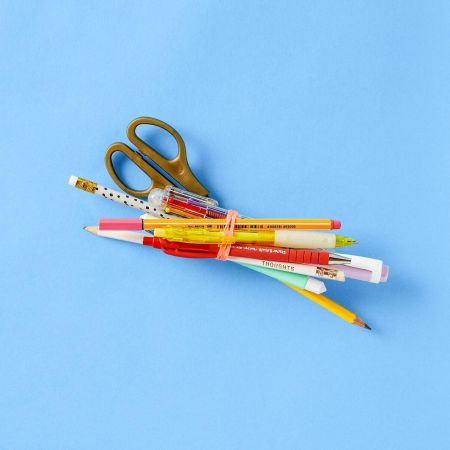 Schoolspullen bol com voedselbank kinderen cadeaukaarten schooljaar armoede