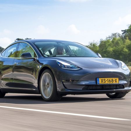 Tesla ANWB