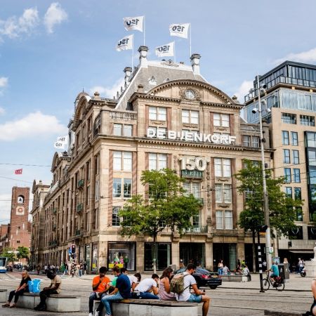 De bijenkorf warenhuis amsterdam