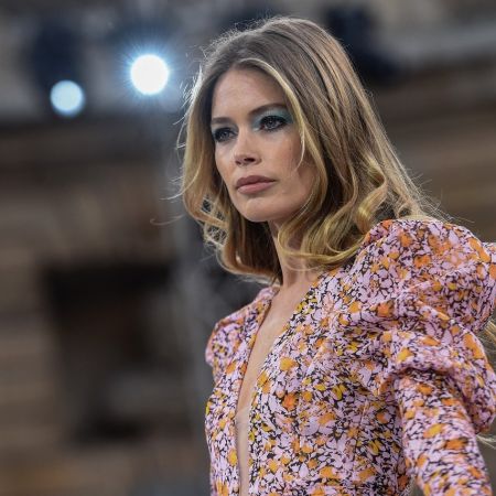 Doutzen kroes corona steun gele zon