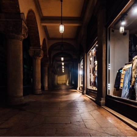 Koopavond winkelen etalage