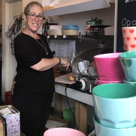 Personeel tekort zeeland horeca retail