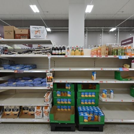 Supermarkt lege schappen brexit