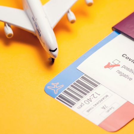Testbedrijf PCR test corona vakantie horeca ondernemer SOA vitamine