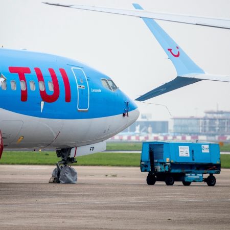Tui leeg vliegtuig schiphol eindhoven airport