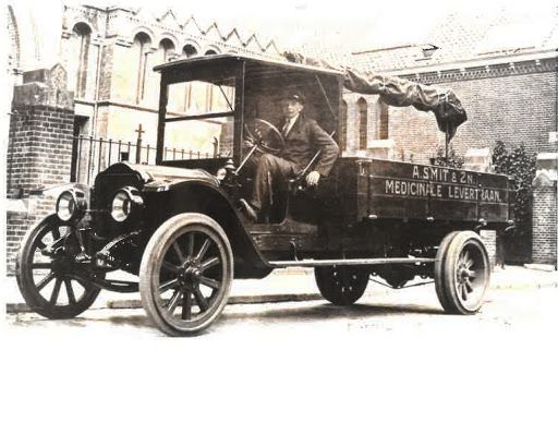 200 jaar smit en zoon 1821 ondernemer familiebedrijf Weesp jubileum