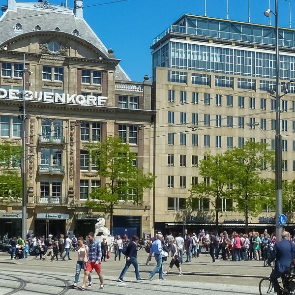 Bijenkorf jubileum jaar omzet