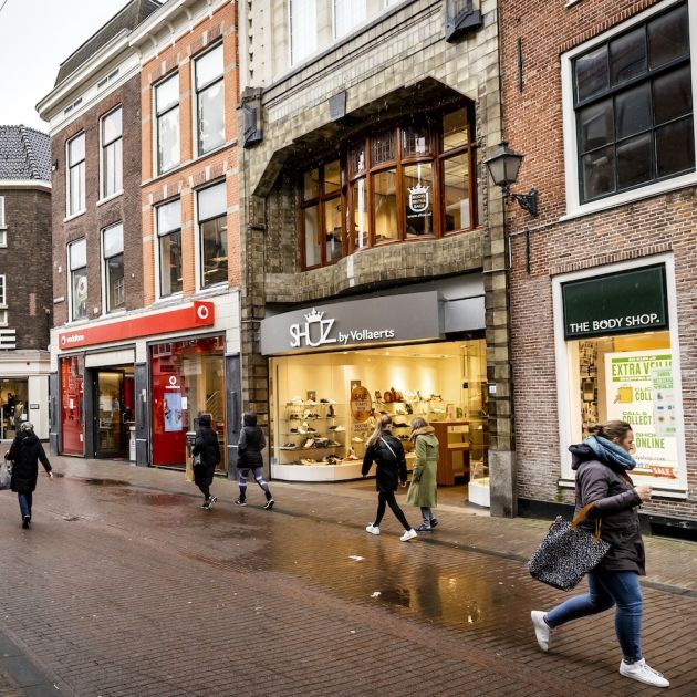 Retail winkels winkelstraat binnenstad I Nretail omzet cijfers corona economie