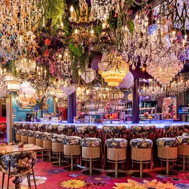 Dolle diva restaurant kroonluchters