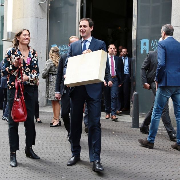 Wopke hoekstra koffer prinsjesdag