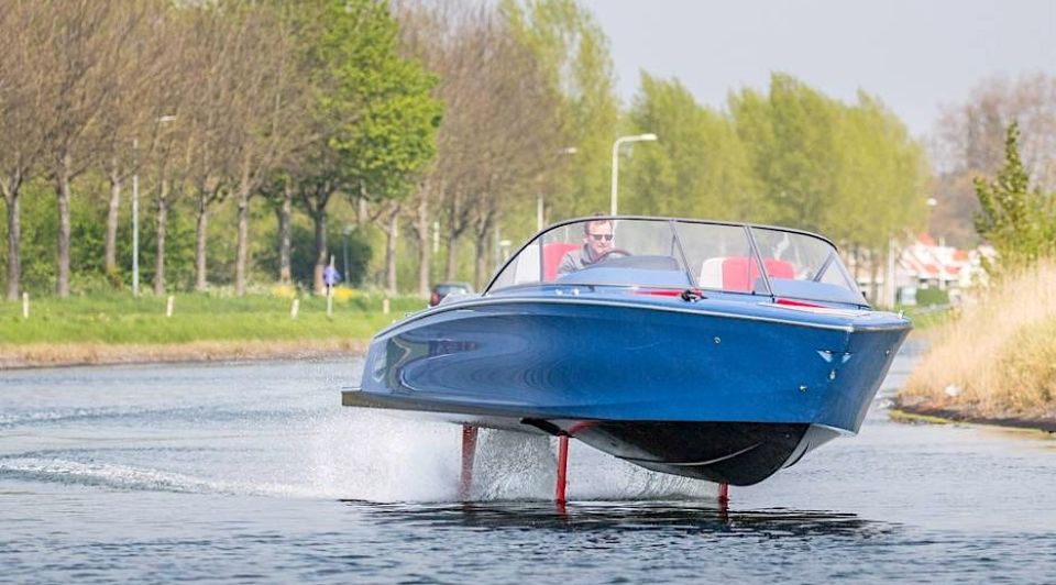 Eric Caroen Candela boot water tesla vervoer