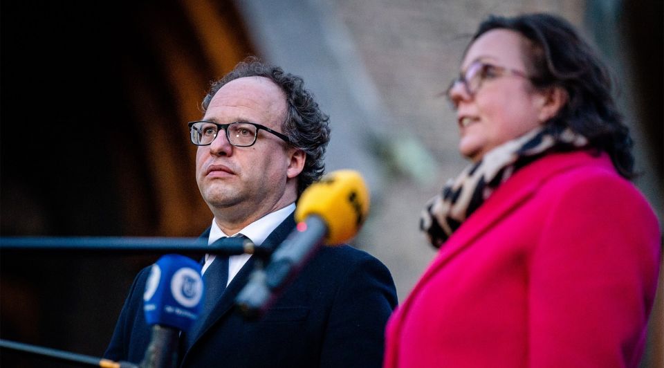 Koolmees Van Ark formatie dichtbij