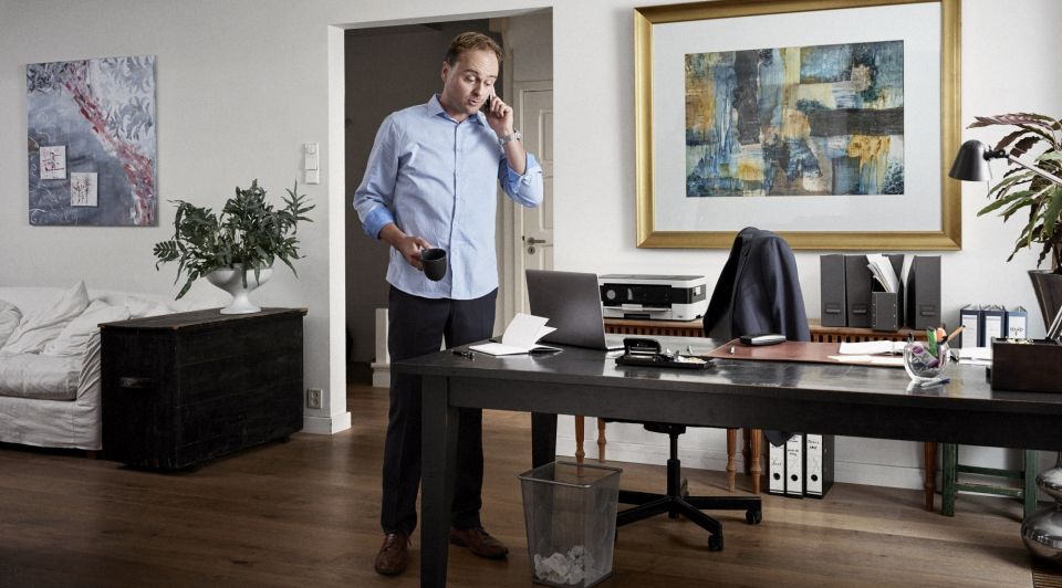 Man met telefoon 1