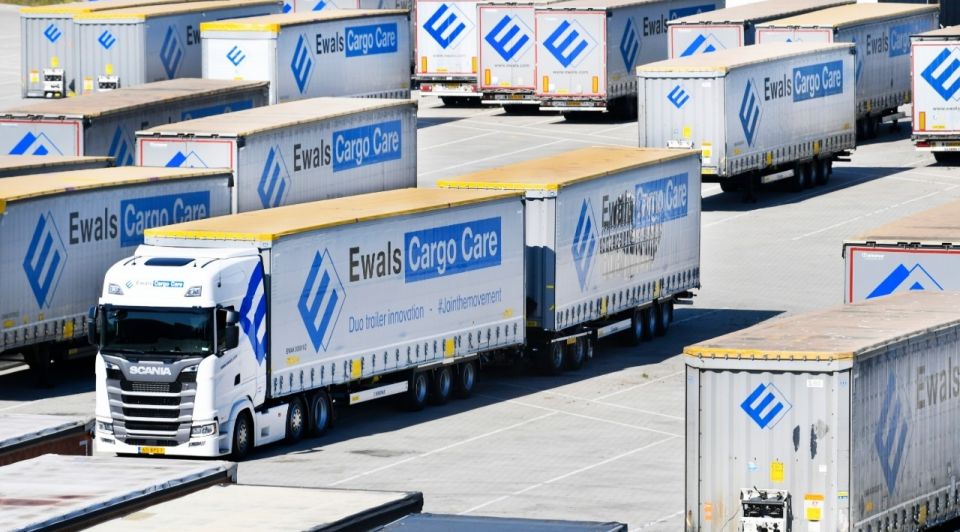 Ewals cargocare 32meter vrachtwagen