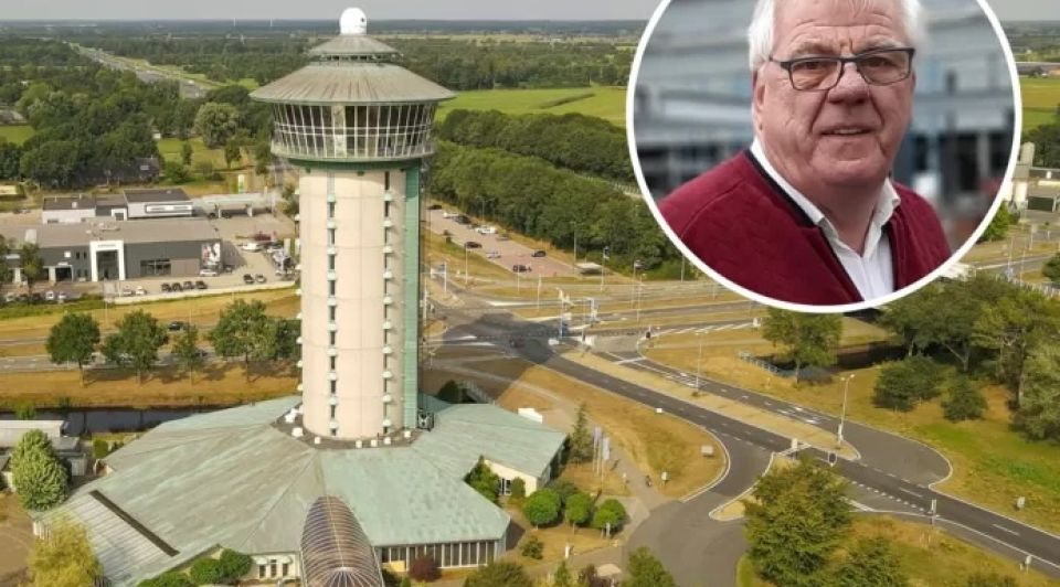 Koperen hoogte hennie van der mostjpg