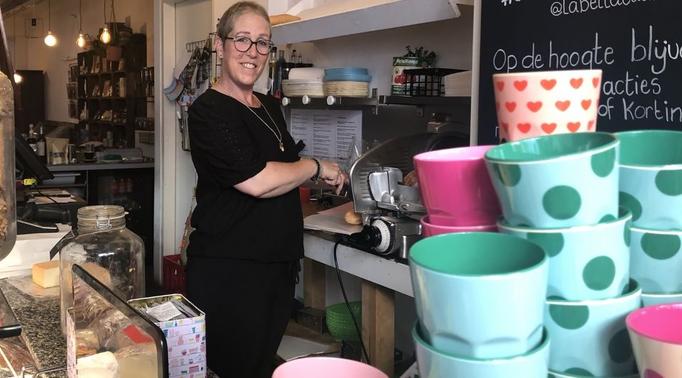 Personeel tekort zeeland horeca retail