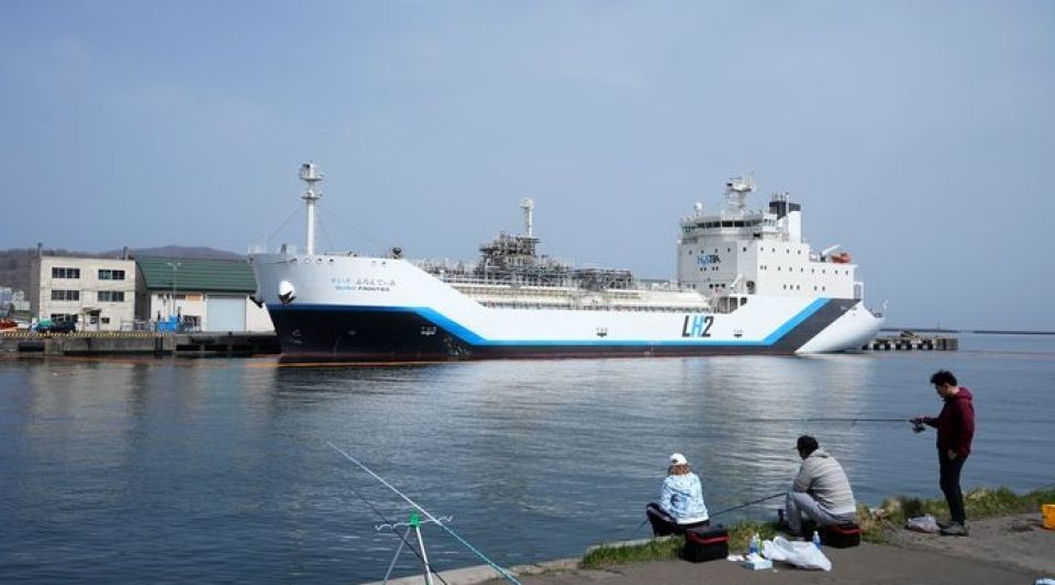 Schip waterstof haven rotterdam