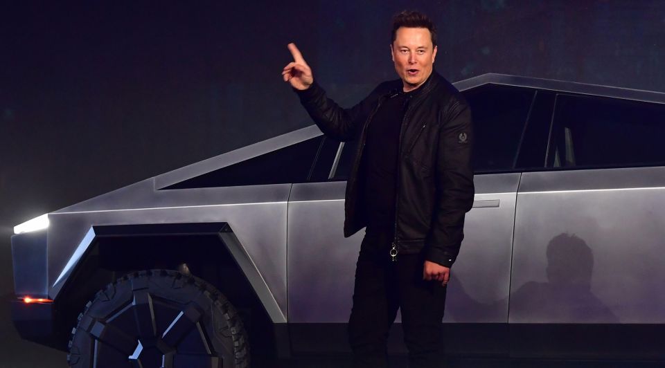 Tesla co founder and ceo elon musk gestures while news photo 1609808321