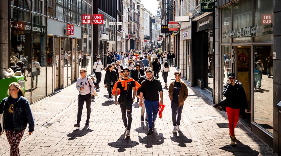 Versoepelingen omzetten stijgen amsterdam lijden