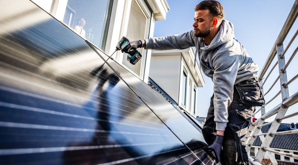 Zonnepanelen dak duurzaamheid energie