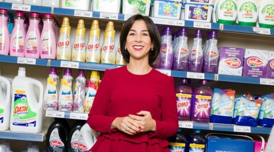 de ondernemer action van vakkenvuller naar directeur van 1000