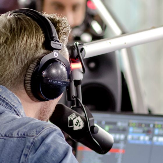 3 FM marktaandeel jongeren radio radiozender jongeren dieptepunt