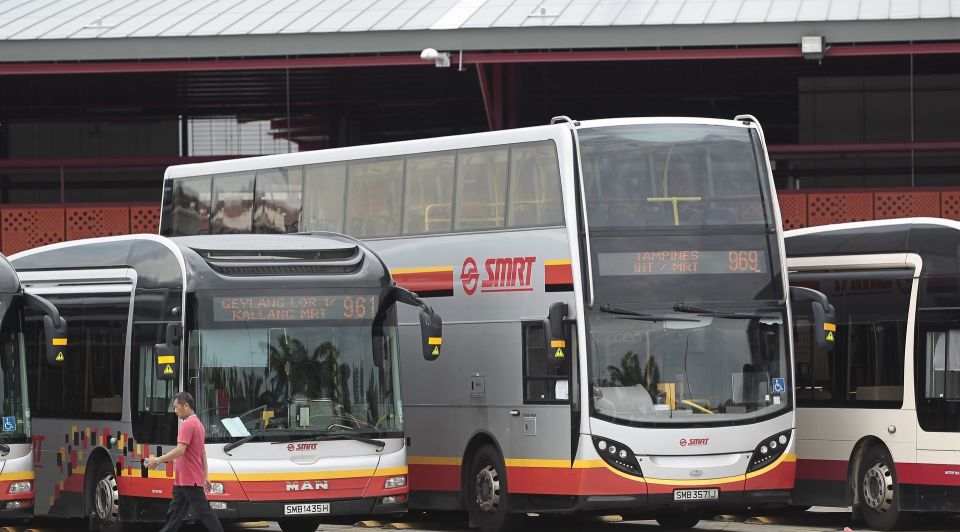 Bus wallace woon anp