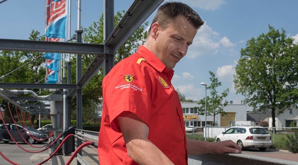 Diefstal stofzuiger mondkappen almelo frans nikkels