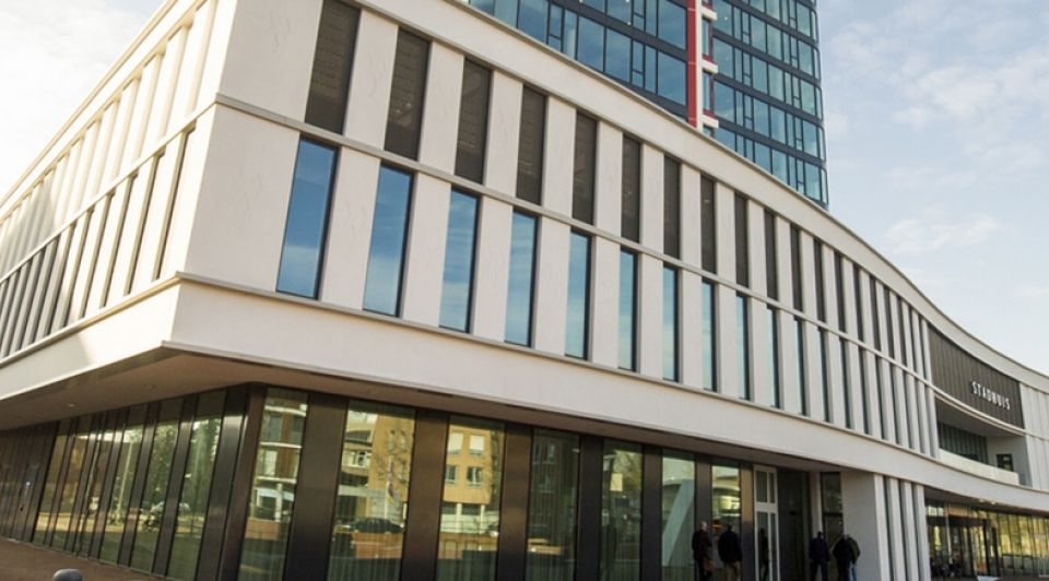 Gemeentehuis almelo lenneke lingmont