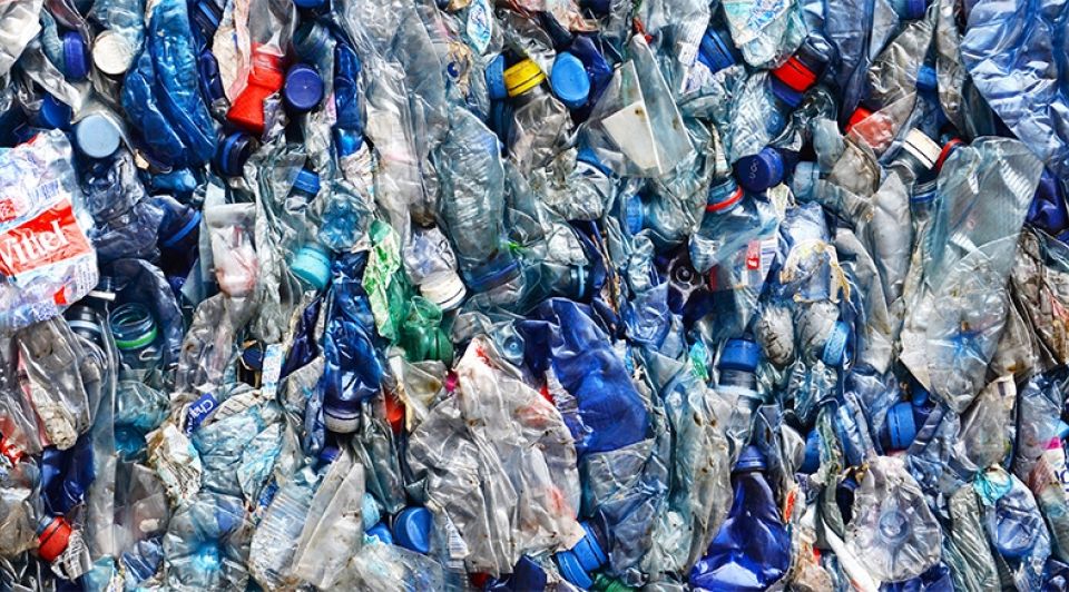 Recycling plastic flesjes flessen afval